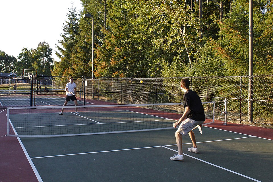 Luật giao bóng Pickleball dễ nhớ
